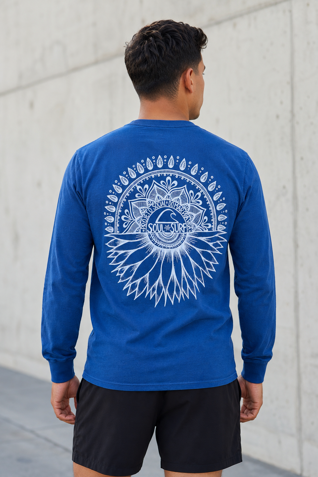 Camiseta Manga Longa Mandala
